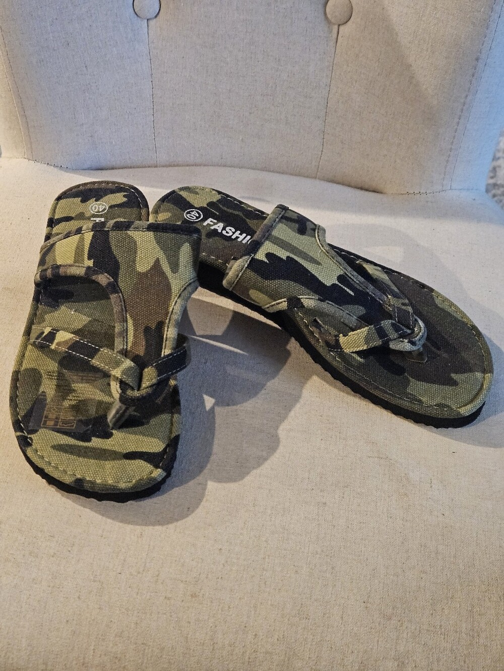Camo Flip-Flop Sandals - Green Camo - Picture 3 of 8